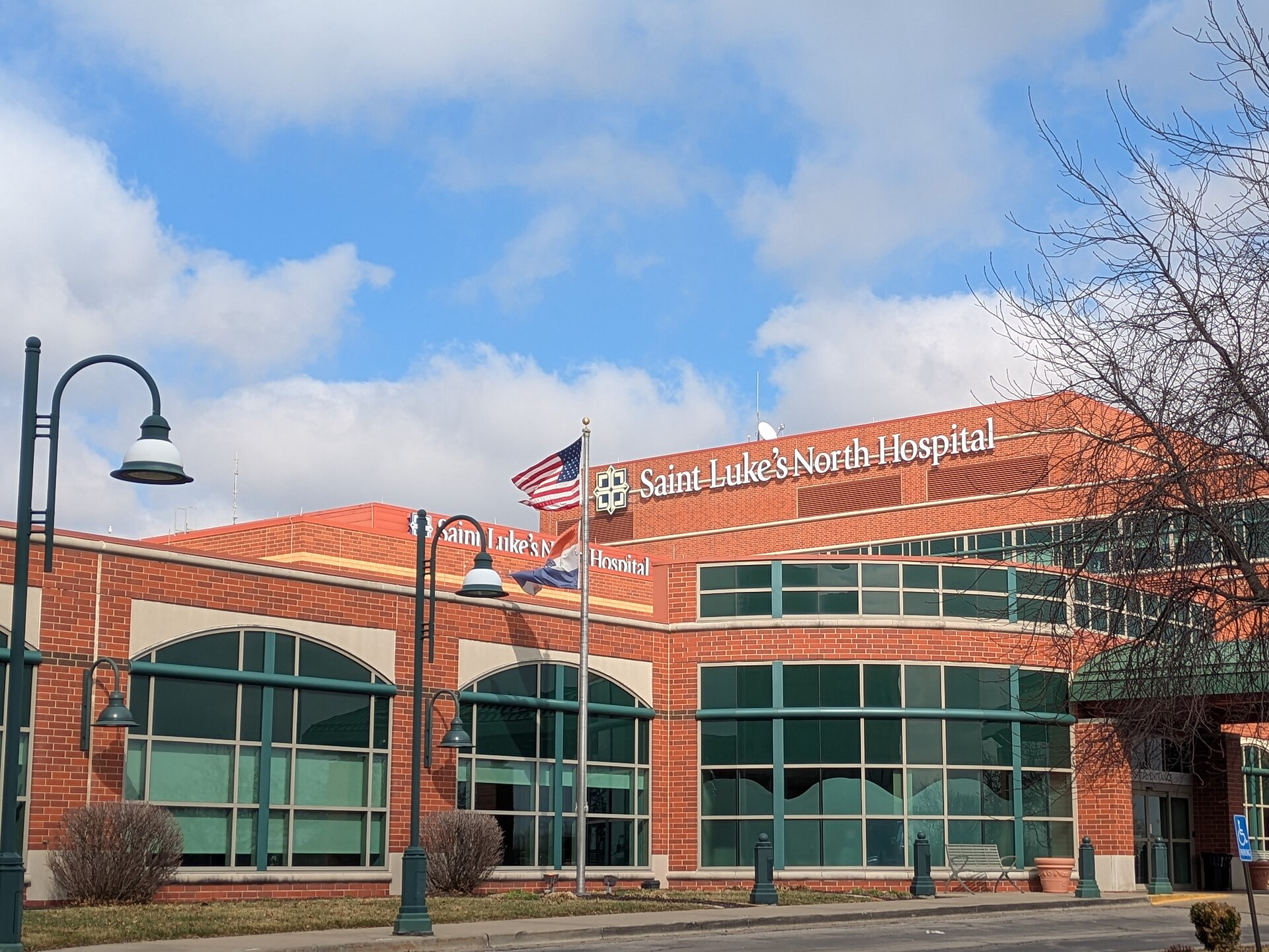 Asbestos Exposure at Saint Luke's North Hospital — Kansas City, Missouri: Former Worker Claims